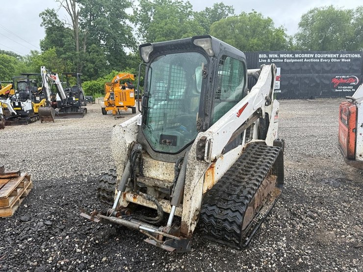 2020-bobcat-t595-image-8