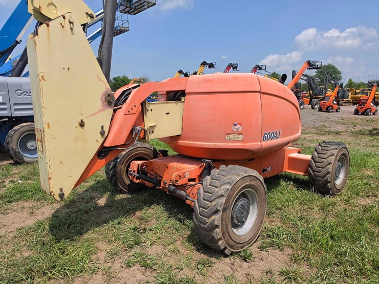 jlg-600aj-image-4