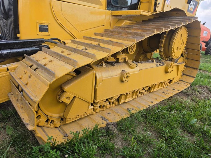 caterpillar-d6t-lgp-image-8