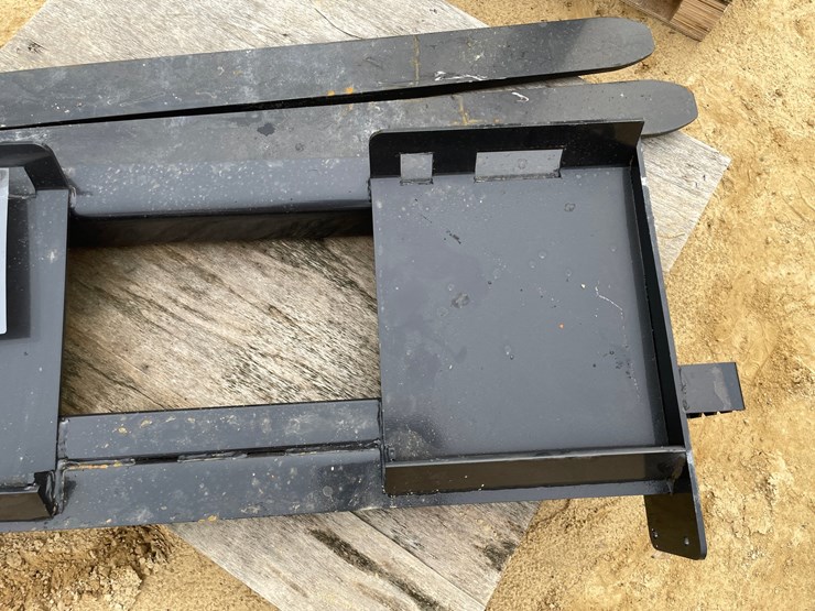 #2007-•-new-wolverine-skid-steer-pallet-fork-frame-with-forks-image-11
