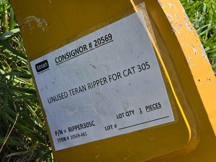 caterpillar-305-image-3