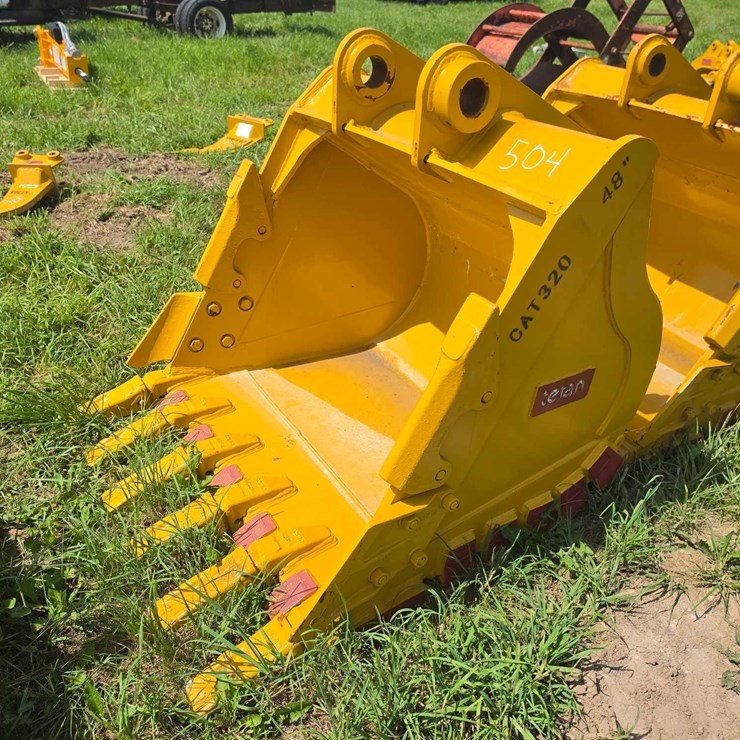 CATERPILLAR 320