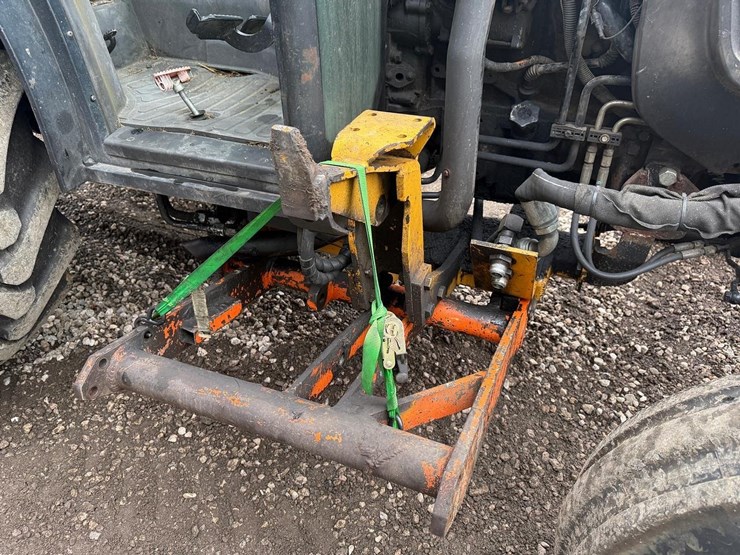 new-holland-t4030-image-11