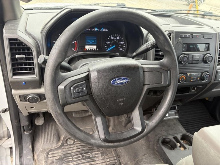 2017-ford-f350-xl-image-15