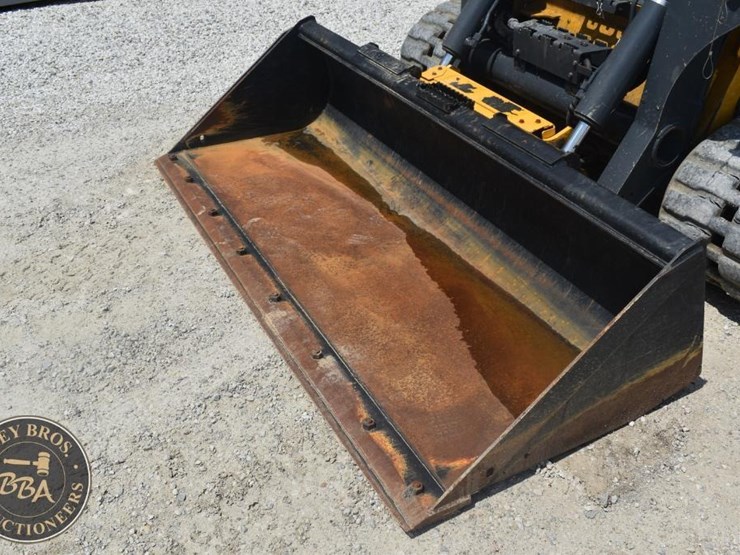 2024-deere-333g-image-9