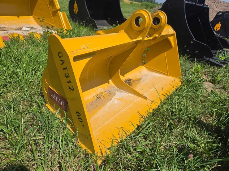 caterpillar-312-image-2