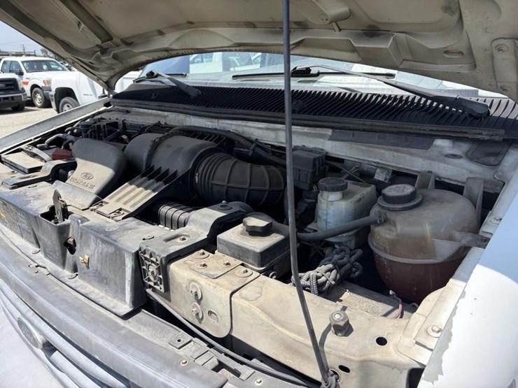 2006-ford-e350-image-5