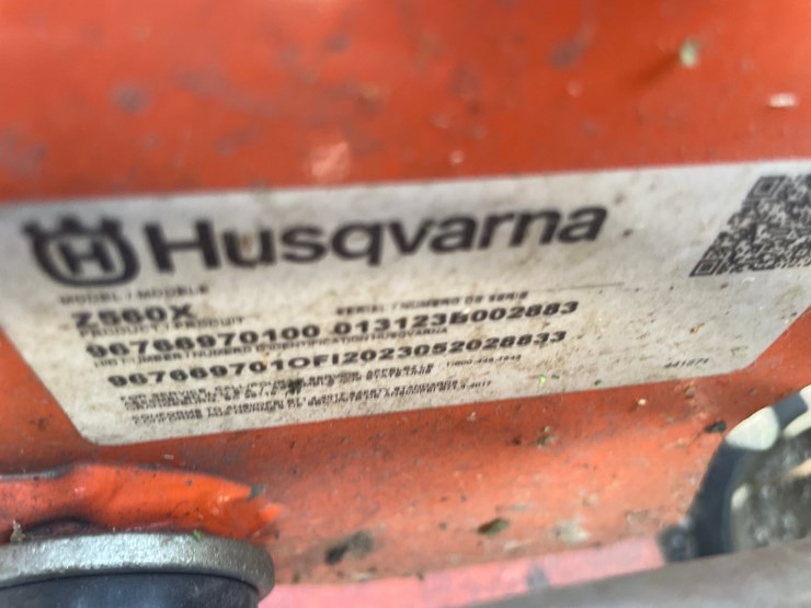 #4861-•-husqvarna-professional-z560x-zero-turn-lawn-mower-image-20