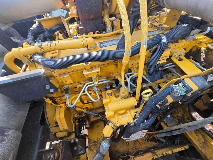 deere-350g-lc-image-25