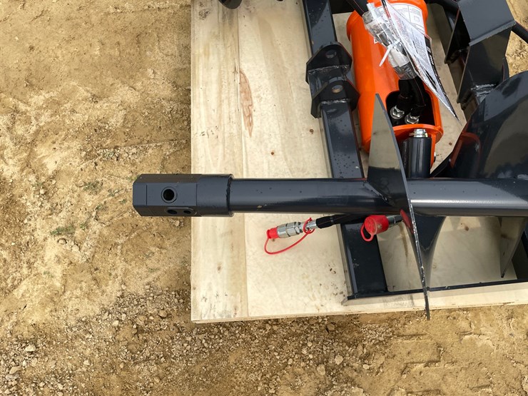 #2019-•-new-wolverine-skid-steer-auger-drive-and-bit-attachment-image-7
