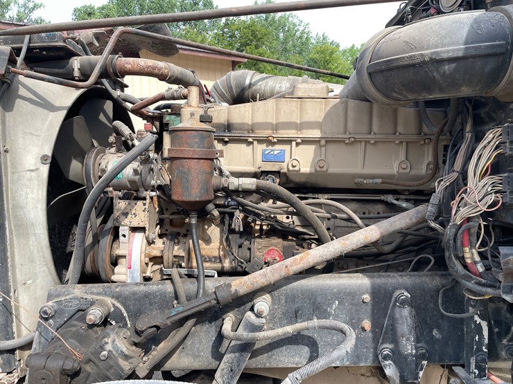 peterbilt-379-image-9