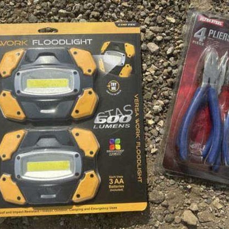 #103 • 2-Pack Versa Work Floodlight & Ultra Steel 4-Pc