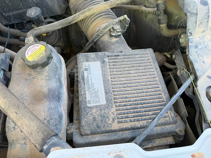 2019-chevrolet-2500hd-image-13