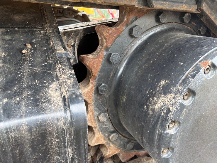 caterpillar-317-image-11