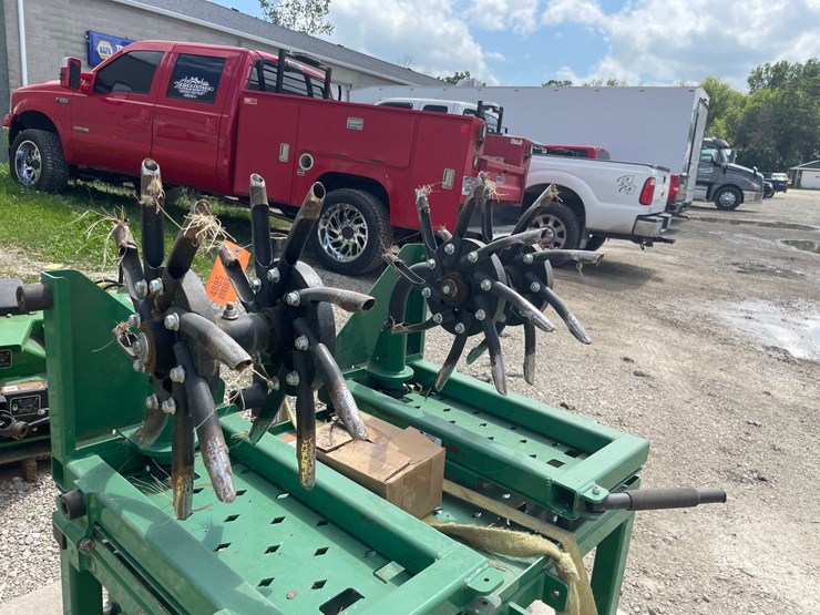 #4885-•-billy-goat-aet60-60"-towable-aerator-image-5