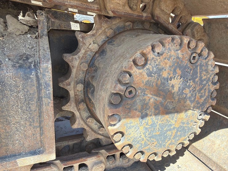 komatsu-pc238us-lc-11-image-10