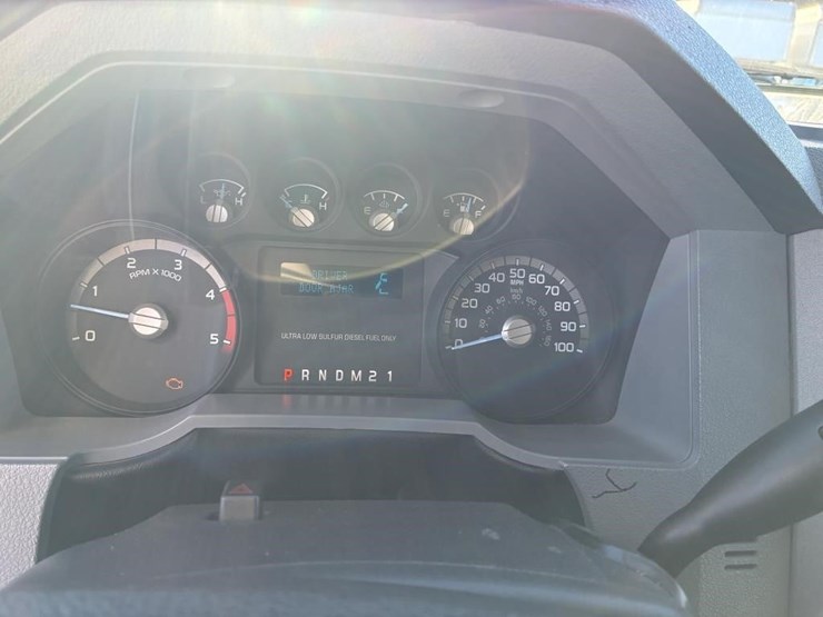 2016-ford-f650-xlt-image-19