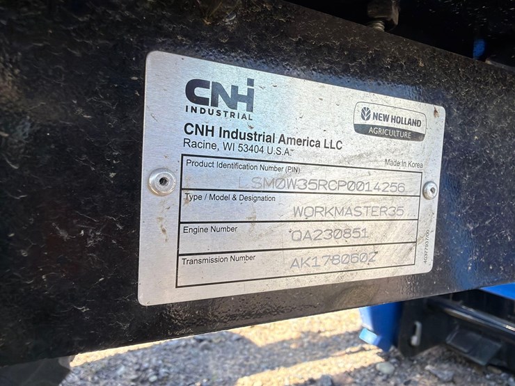 new-holland-workmaster-35-image-8