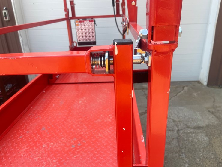 #102-•-2025-skyjack-sj3220e-scissors-lift-image-44