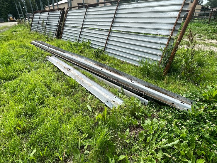 #8346-•-galvanized-guard-rail-image-3