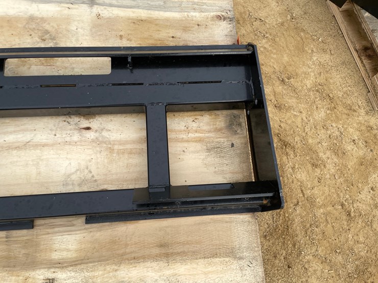#2003-•-new-wolverine-pallet-fork-frame-image-7