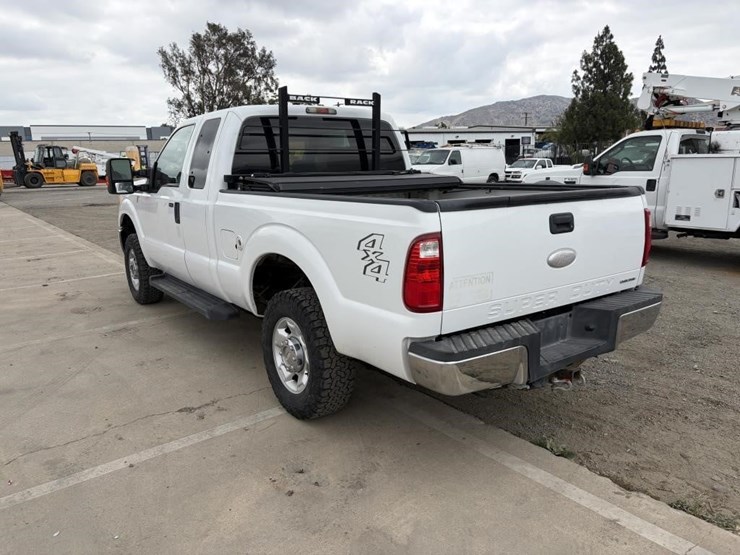 2012-ford-f250-image-4