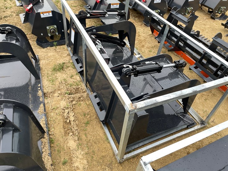 #2038-•-new-wolverine-skid-steer-grapple-bucket-image-4