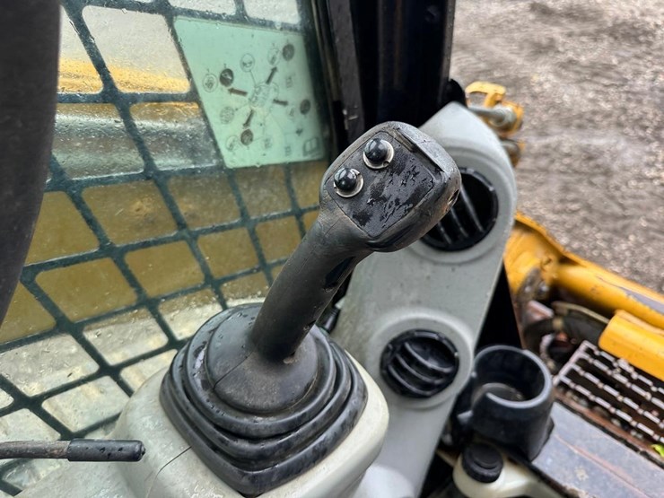 caterpillar-289c-image-28