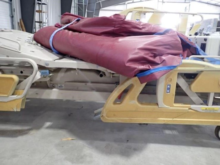 hill-rom-century-medical-bed-image-19