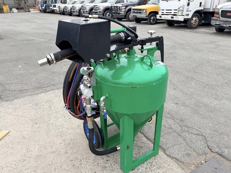db600-dustless-blasting-image-2