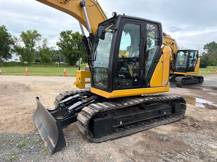 caterpillar-315-gc-image-2