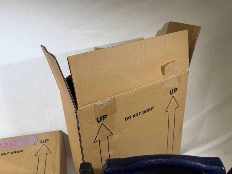 #40025-•-(2)-jump-and-carry-jump-boxes-image-15