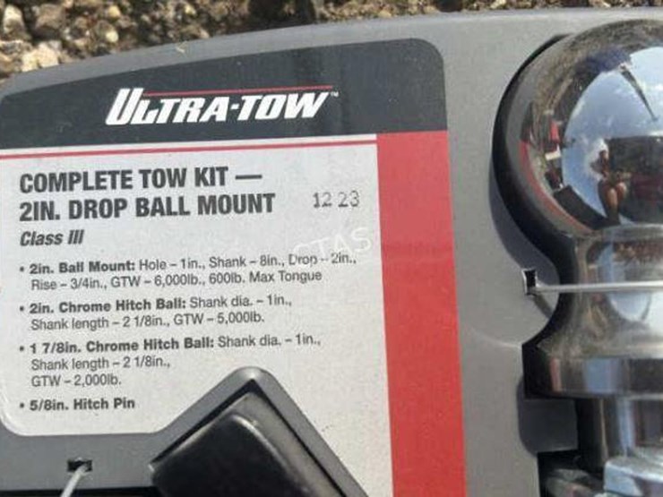 #111-•-ultra-tow-2"-drop-ball-mount-w/-(2)-2"-balls-image-2