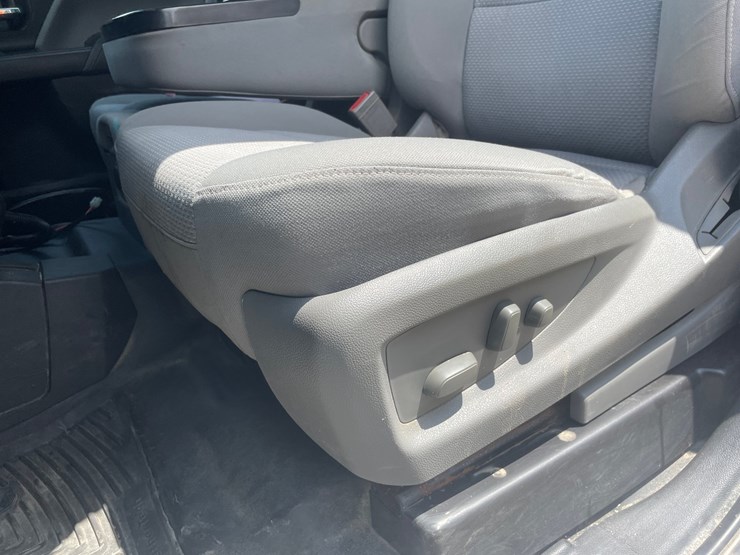 2019-chevrolet-2500-image-38