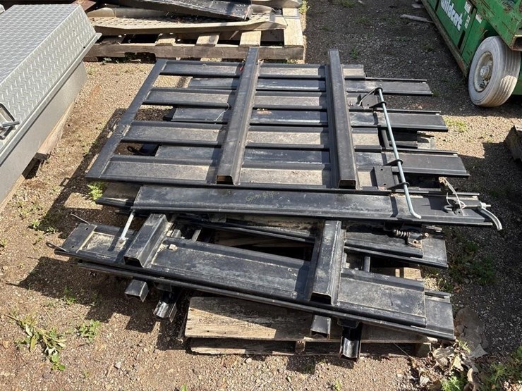 flatbed-truck-sides-image-1