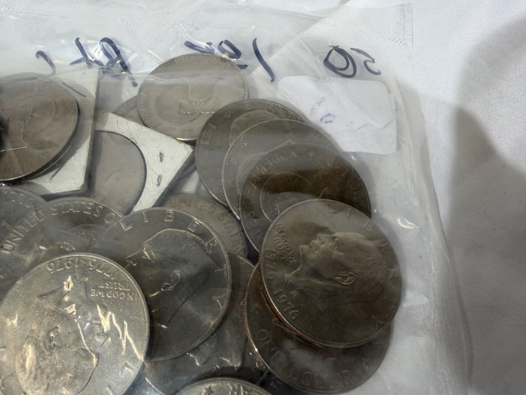 #40036-•-(50)-1776-1976-bicentennial-one-dollar-coins-image-15