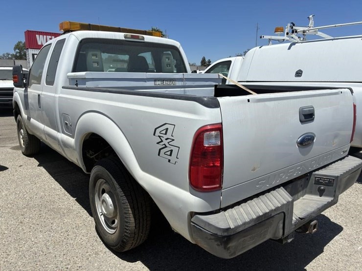 2011-ford-f250-image-4