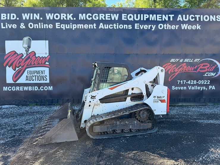 2019-bobcat-t740-image-1