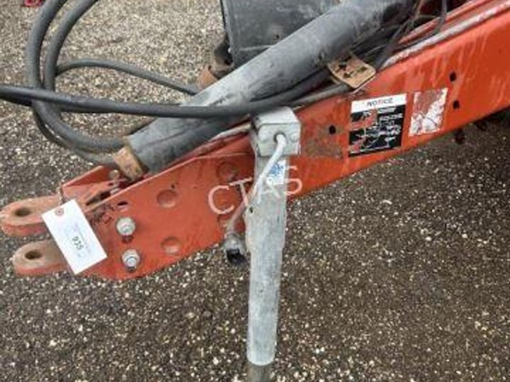hesston-845-image-8