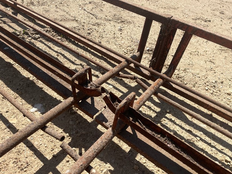 #3379-•-60'-hay-conveyer-image-28