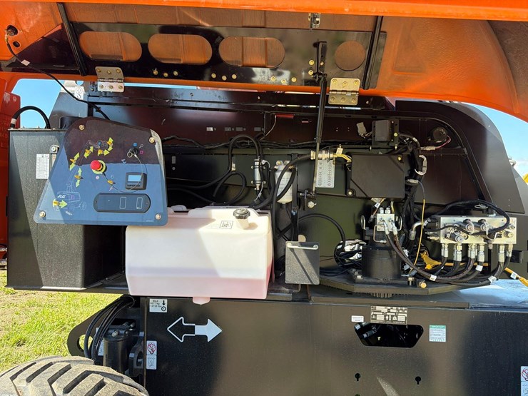 jlg-660sj-image-12