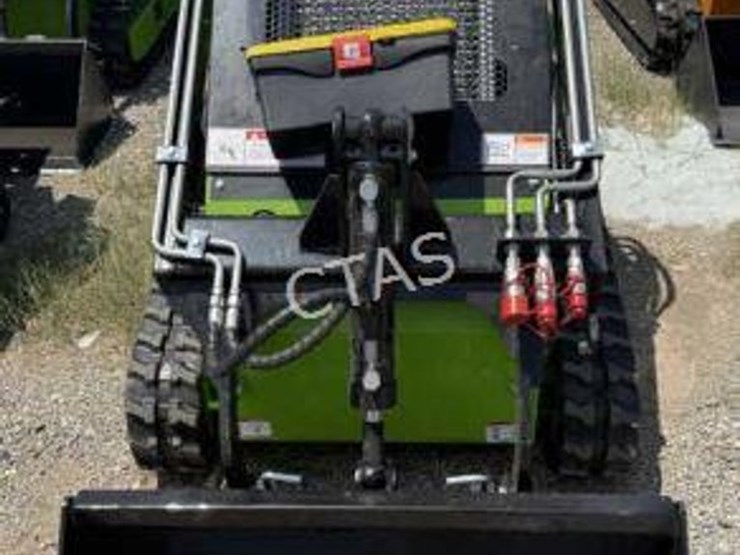 #50-•-mini-skid-steer-loader---ft36c---gas-image-2