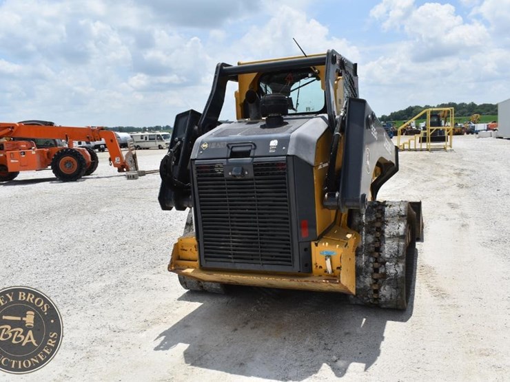 2017-deere-333g-image-15