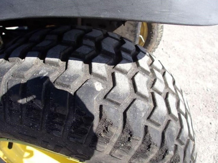 john-deere-la130-image-37