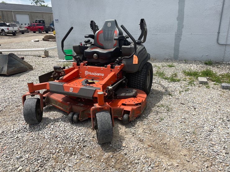 #4859-•-husqvarna-professional-z560x-zero-turn-lawn-mower-image-1