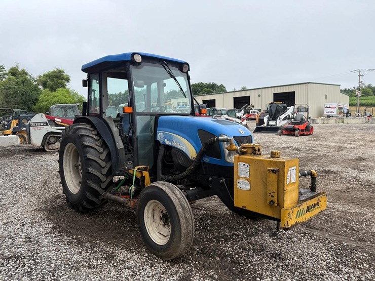 new-holland-t4030-image-6