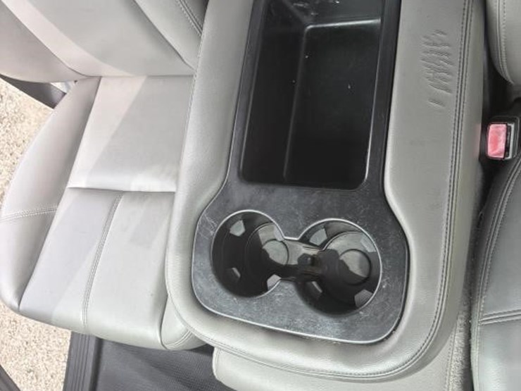 2011-chevrolet-2500hd-image-15