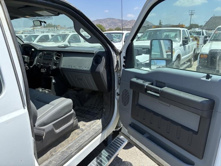 2011-ford-f250-image-11