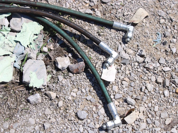 three,-eaton-hydraulic-hoses-0.38"-(400-bar)-image-2