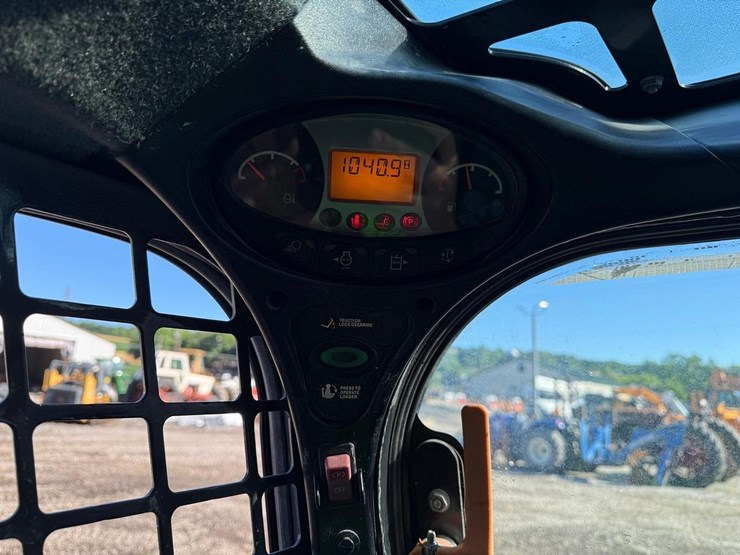 2019-bobcat-s550-image-22